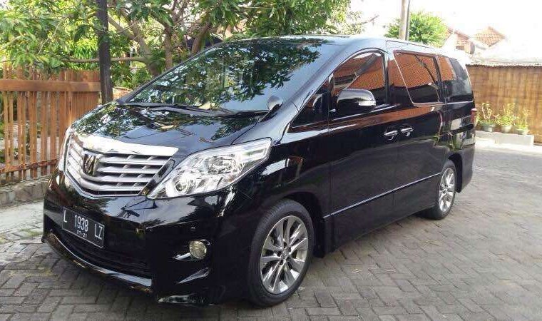 Jual cepat Toyota Alphard S 2011 di Jawa Timur