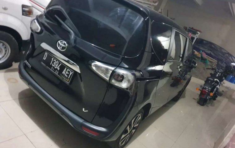 Jual mobil bekas murah Toyota Sienta V 2016 di Sulawesi Selatan