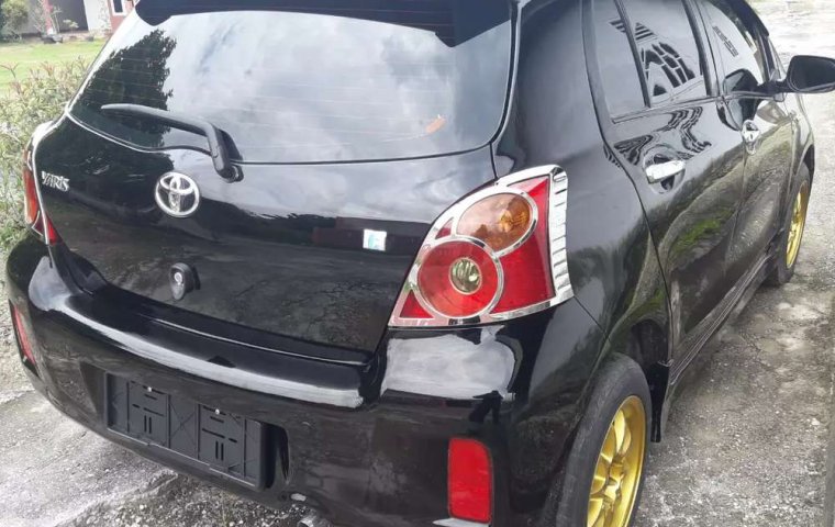 Riau, Toyota Yaris E 2013 kondisi terawat