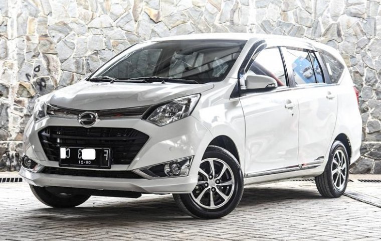 Depok, Dijual mobil Daihatsu Sigra R 2016 bekas 