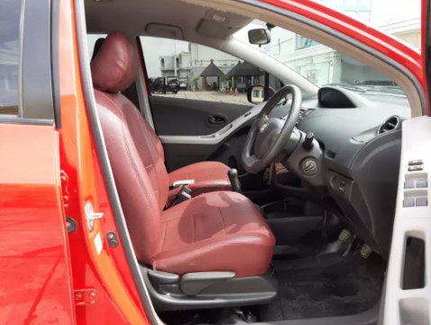 DKI Jakarta, Mobil bekas Toyota Yaris E 2012 dijual 