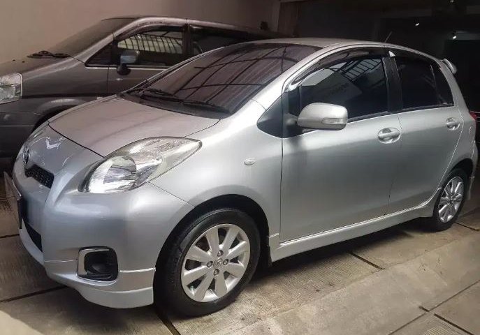 Jual Cepat Toyota Yaris E 2013 di DKI Jakarta