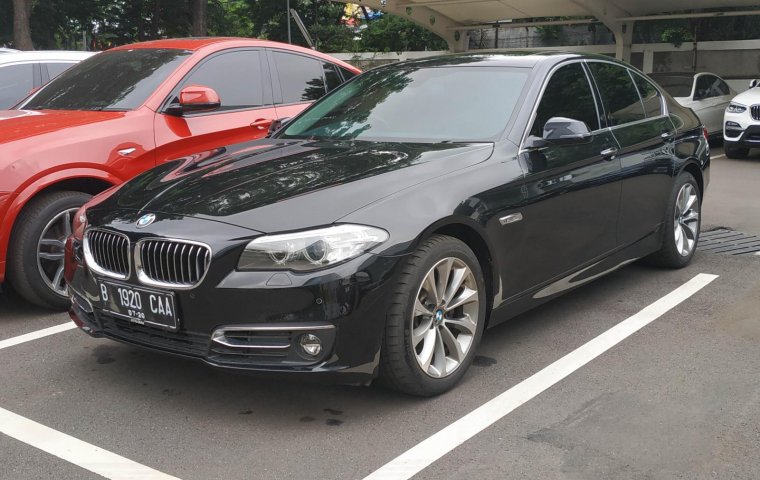 Dijual cepat BMW 5 Series 520i Luxury 2015 Terbaik di DKI Jakarta