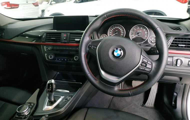 Dijual mobil BMW 3 Series 320i Sport 2014 Terbaik di DKI Jakarta