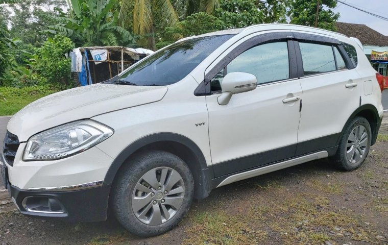 Jual Mobil Bekas Suzuki SX4 S-Cross 2016 di DIY Yogyakarta