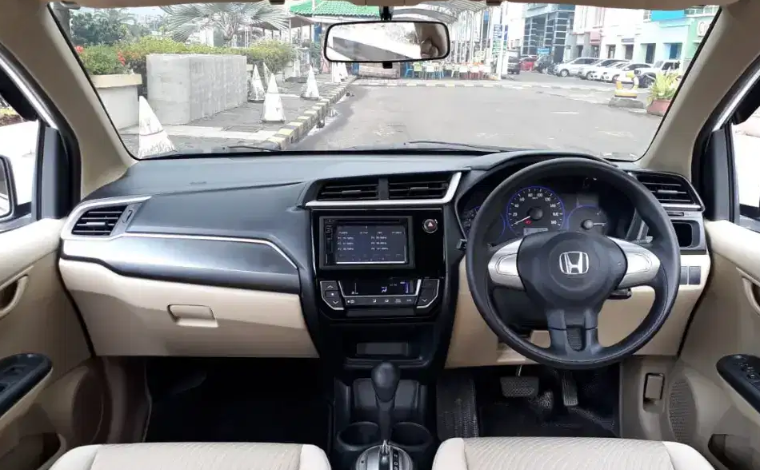 DKI Jakarta, Dijual cepat Honda Mobilio 1.5 E AT 2015 Terbaik 