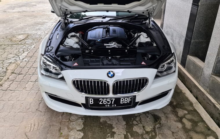 Dijual cepat BMW 6 Series 640i 2013, DKI Jakarta