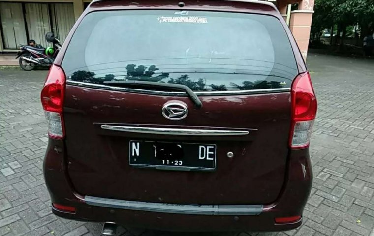 Mobil Daihatsu Xenia 2013 M terbaik di Jawa Timur