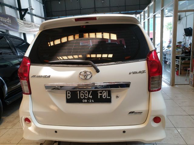 Jual Mobil Bekas Toyota Avanza Veloz 2014 di Bekasi