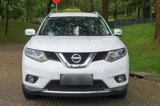 Dijual Cepat Nissan X-Trail 2.5 2015 di Tangerang Selatan