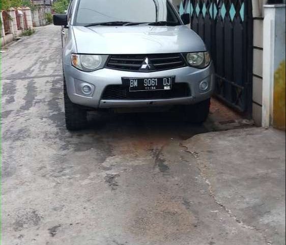 Riau, jual mobil Mitsubishi Triton GLX 4x4 2014 dengan harga terjangkau