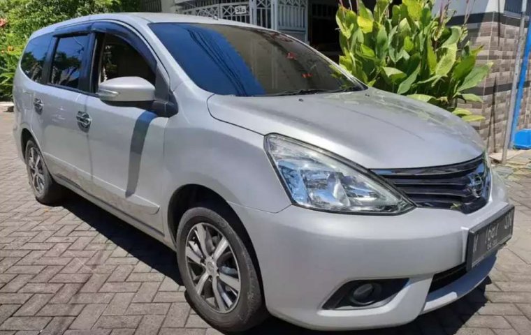 Jawa Timur, Nissan Grand Livina XV 2017 kondisi terawat