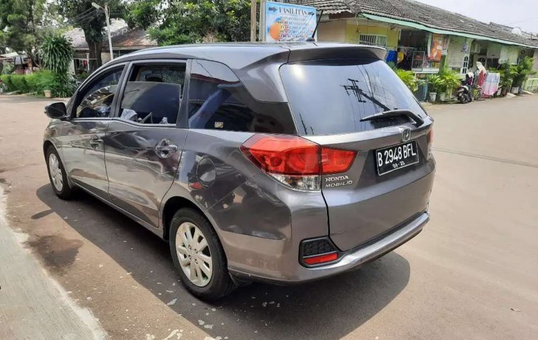 Mobil Honda Mobilio 2015 E terbaik di Jawa Barat