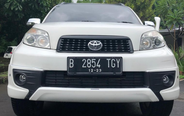 Jual Cepat Mobil Toyota Rush TRD Sportivo 2013 di Bekasi