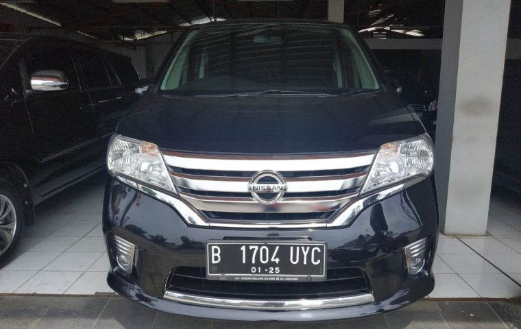 Jual Mobil Bekas Nissan Serena Highway Star 2014 di Bekasi