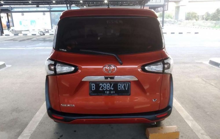 Jual mobil Toyota Sienta V 2016 bekas, Banten