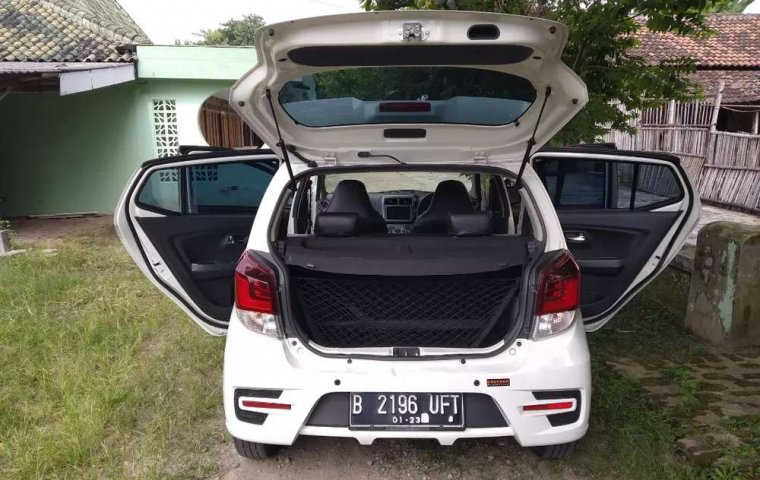 Jual mobil Daihatsu Ayla R 2017 bekas, Jawa Timur