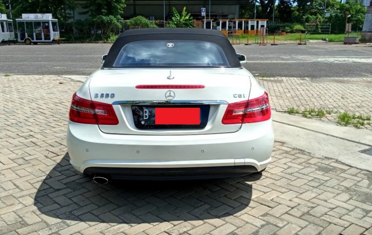 Dijual Cepat Mercedes Benz E-Class E 250 Cabriolet 2011, DKI Jakarta