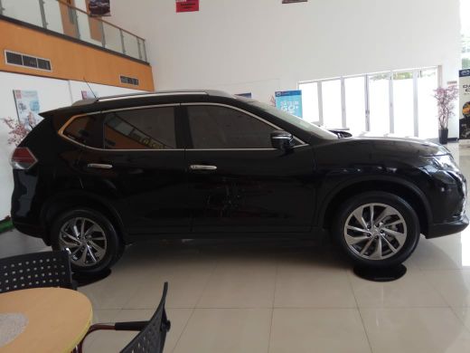 Promo Nissan X-Trail 2.5 CVT 2020 Angs 300rb Bekasi