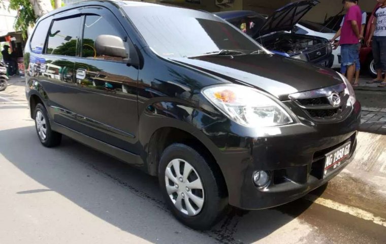 Mobil Daihatsu Xenia 2011 Li dijual, Jawa Timur