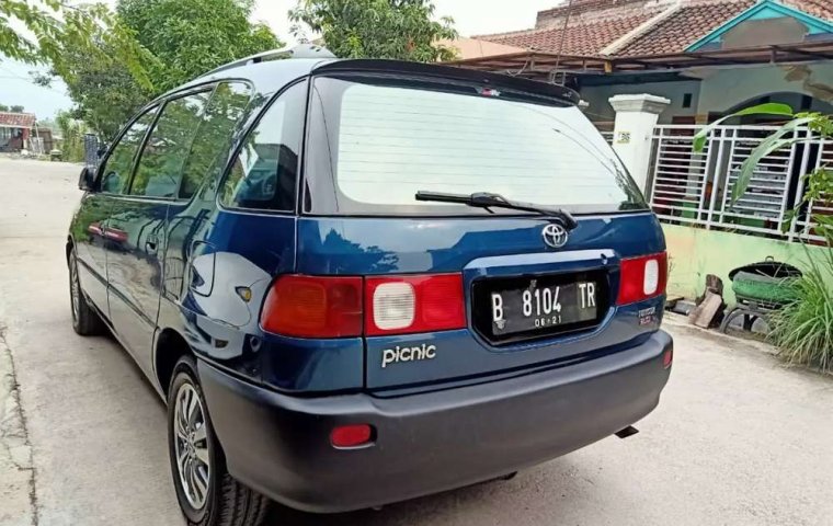 Jual Toyota Picnic 2000 harga murah di Jawa Barat