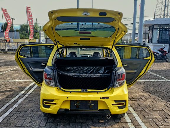 Promo Daihatsu Ayla 1.2 R Deluxe 2020 Dp 21 jt New Normal Bekasi