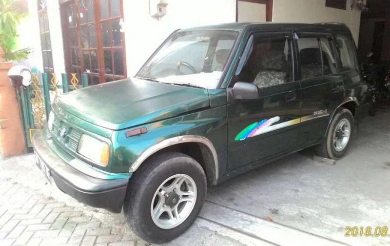 Suzuki Sidekick 2000 DIY Yogyakarta dijual dengan harga termurah