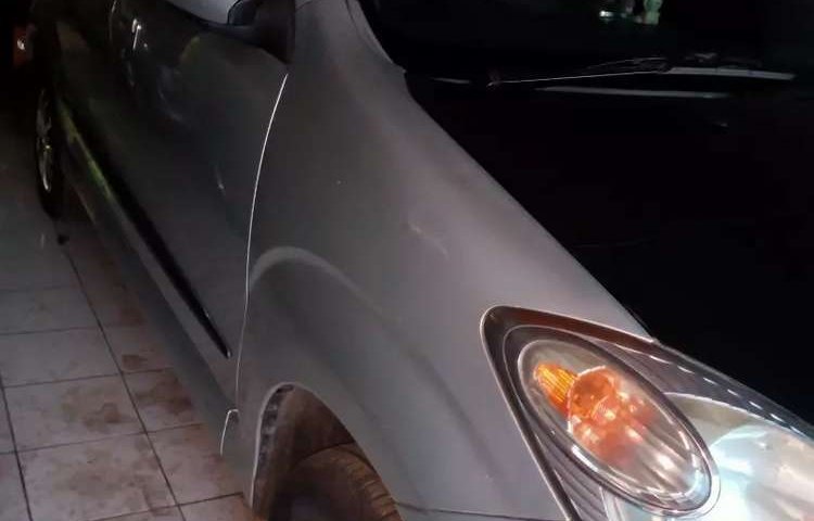 Mobil Daihatsu Xenia 2010 Xi terbaik di Jawa Barat