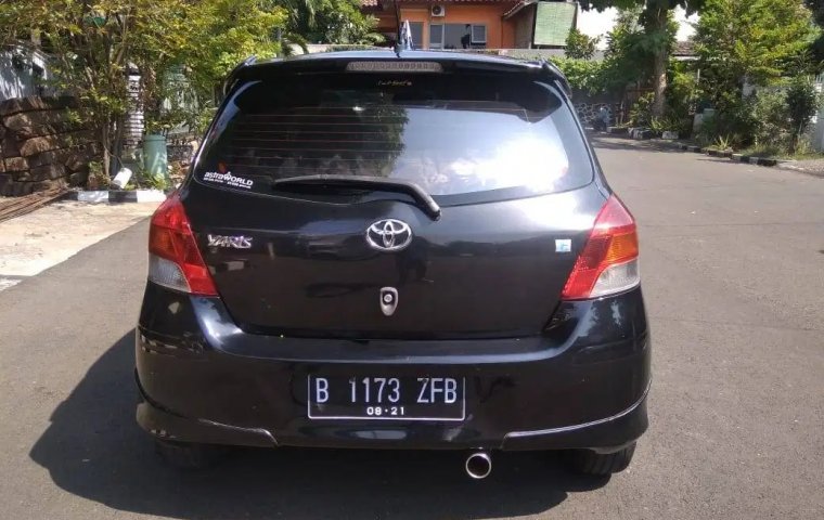 Dijual Mobil Toyota Yaris E AT 2011 di DKI Jakarta