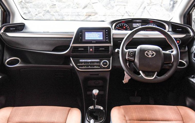 Jual mobil Toyota Sienta V 2017 bekas, DKI Jakarta