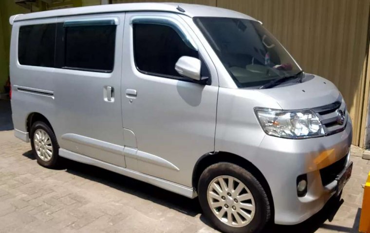 Mobil Daihatsu Luxio 2013 X terbaik di Sumatra Utara