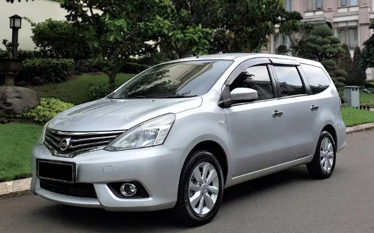 Jual mobil Nissan Grand Livina SV 2013 bekas, Tangerang Selatan