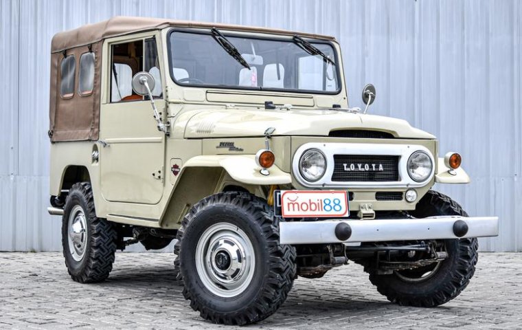 Dijual Mobil Toyota Land Cruiser FJ40 1962 di DKI Jakarta