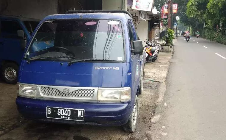 Jual mobil bekas murah Suzuki Carry Pick Up 2004 di DKI Jakarta
