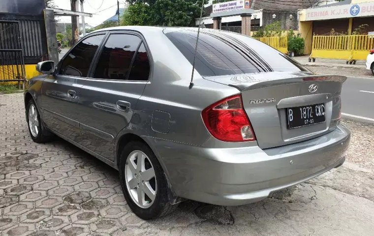 Jual Mobil Bekas Hyundai Avega 2012 di DKI Jakarta