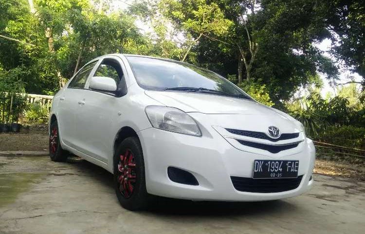 Jawa Timur, Toyota Vios 2012 kondisi terawat