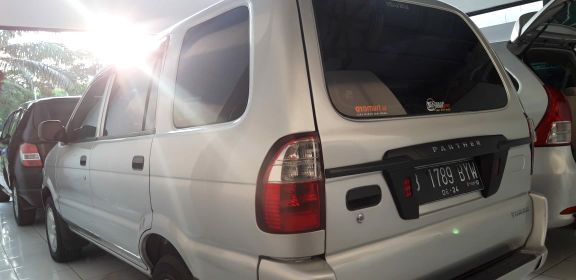 Dijual Cepat Isuzu Panther SMART 2014 di Bekasi