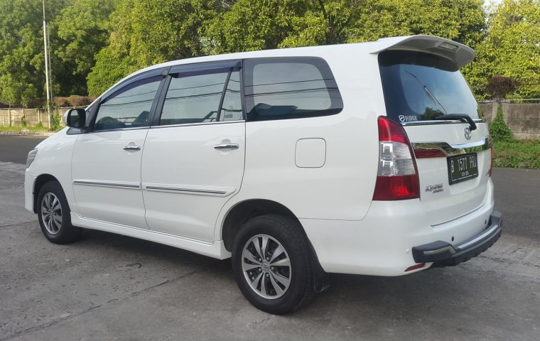 Dijual Cepat Toyota Kijang Innova 2.0 V AT 2015 di Bekasi