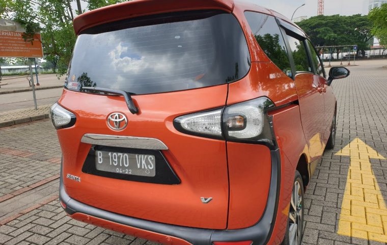 Jual mobil Toyota Sienta V 2017 terbaik, Tangerang Selatan
