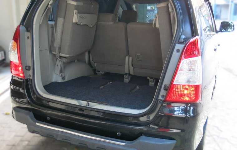 Dijual cepat Toyota Kijang Innova G 2012, Jawa Timur