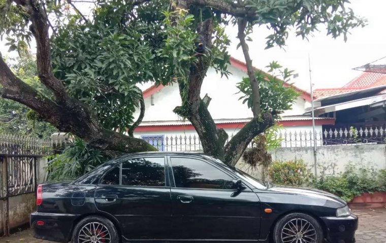 Jual mobil Mitsubishi Lancer GLXi 2002 bekas, Jawa Tengah
