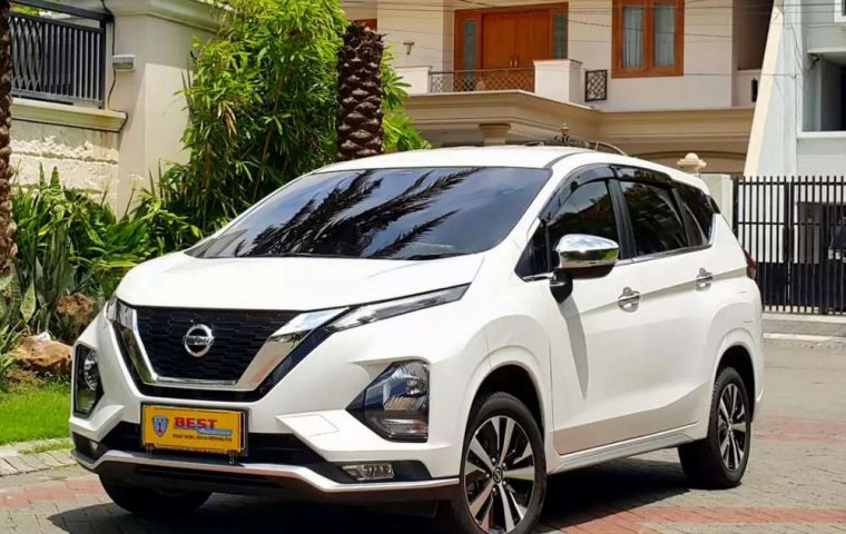 Jual Nissan Livina VL 2019 harga murah di Jawa Timur