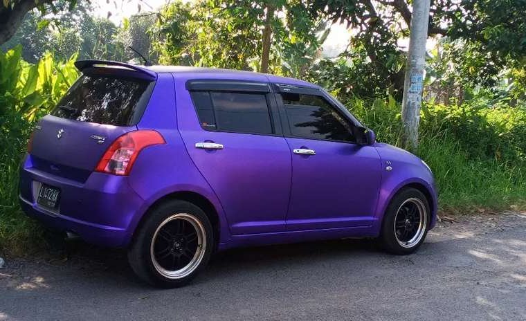 Jual mobil bekas murah Suzuki Swift GL 2005 di Jawa Timur