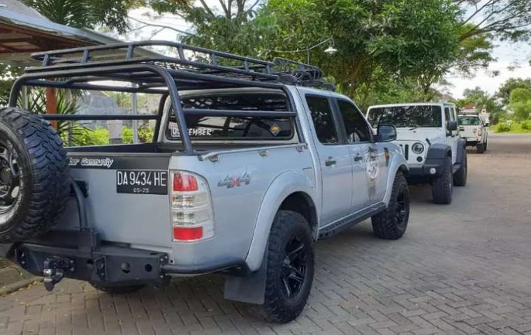 Jual cepat Ford Ranger 2011 di Jawa Timur
