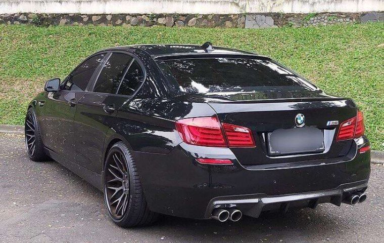 Jual BMW 5 Series 528i 2011 harga murah di DKI Jakarta