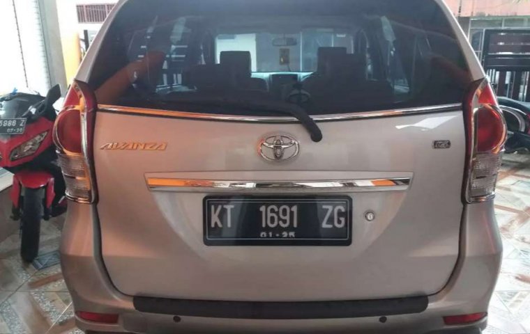 Jual cepat mobil Toyota Avanza 1.3 G 2014 di Kalimantan Timur 