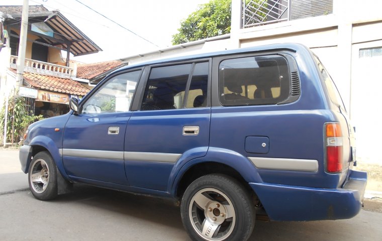 Dijual cepat Toyota Kijang Kapsul 1997 di Jawa Barat 