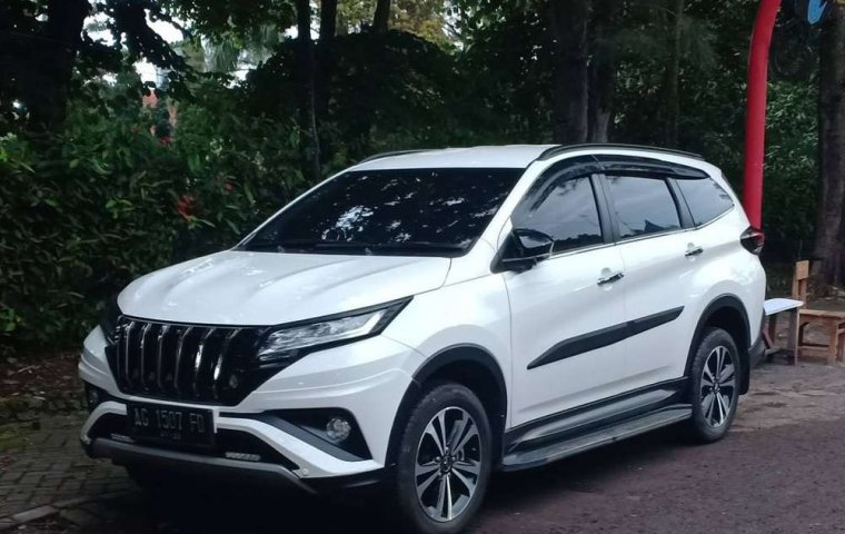 Mobil Daihatsu Terios 2018 R terbaik di Jawa Timur