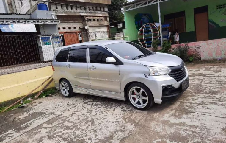 Jawa Barat, jual mobil Daihatsu Xenia X STD 2016 dengan harga terjangkau