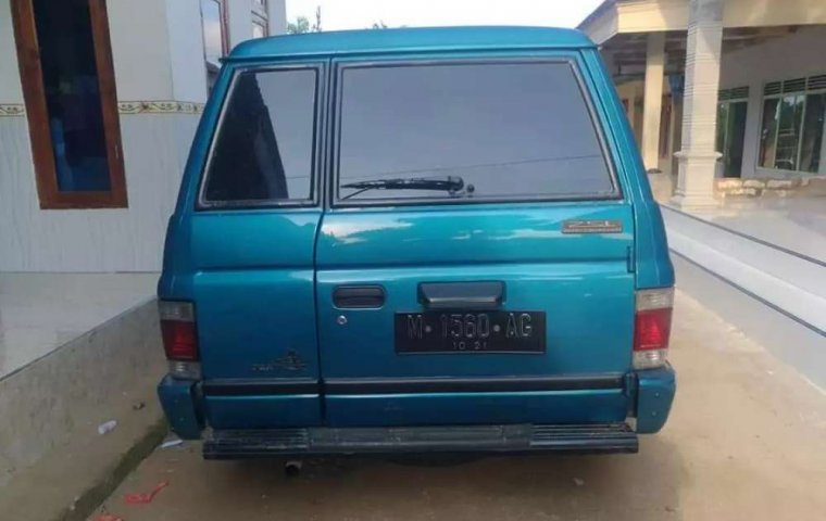 Jual mobil bekas murah Isuzu Panther 2000 di Jawa Timur